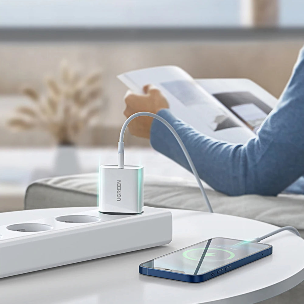 Incarcator Ugreen CD137 (60450), Fast Charging, Type-C, 20W, 5V/3A, PD3.0, Quick Charge 4.0+, Alb