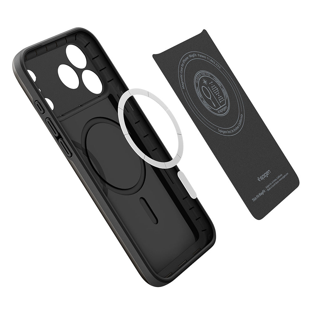 Husa de protectie Spigen Thin Fit compatibil cu iPhone 17 Pro Max / iPhone 18 Pro Max, Negru
