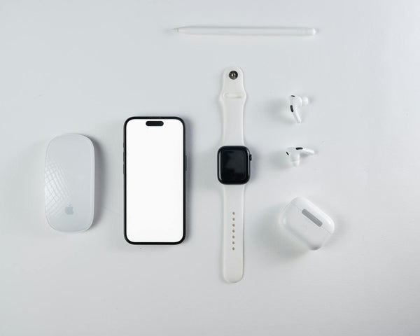 Telefon rezistent la apă și praf cu certificare IP68