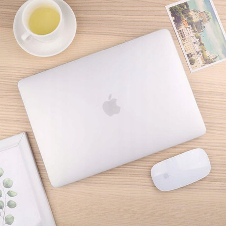 Husa pentru MacBook Air 15" (2023 / 2024 / 2025 / 2026) - Techsuit UltraShell - Matte Clear