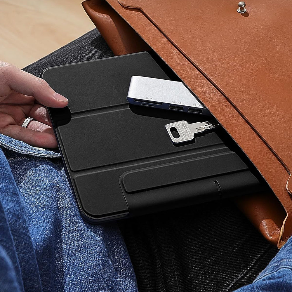 Husa de protectie tableta ESR Rebound Magnetic compatibil cu iPad Pro 13 (2024) / iPad Pro 13 (2025), Alb