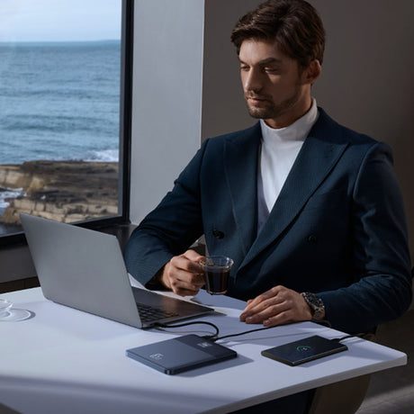 Baterie externa Baseus Blade (P10063801733-00), 2x Type-C, 65W, 12000mAh, Digital Display, with Cable USB-C, Portocaliu