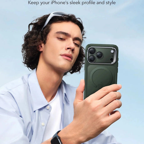 Husa de protectie ESR Classic Hybrid HaloLock Kickstand compatibil cu iPhone 17, Frosted Green