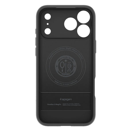 Husa de protectie Spigen Caseology Parallax "S" MagSafe (ACS09911) compatibil cu iPhone 17 Pro Max, Negru Mat
