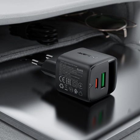 Incarcator Acefast (A114), with Digital Display, Fast Charging, GaN, USB, Type-C, PD25W, 5V/3A, Negru
