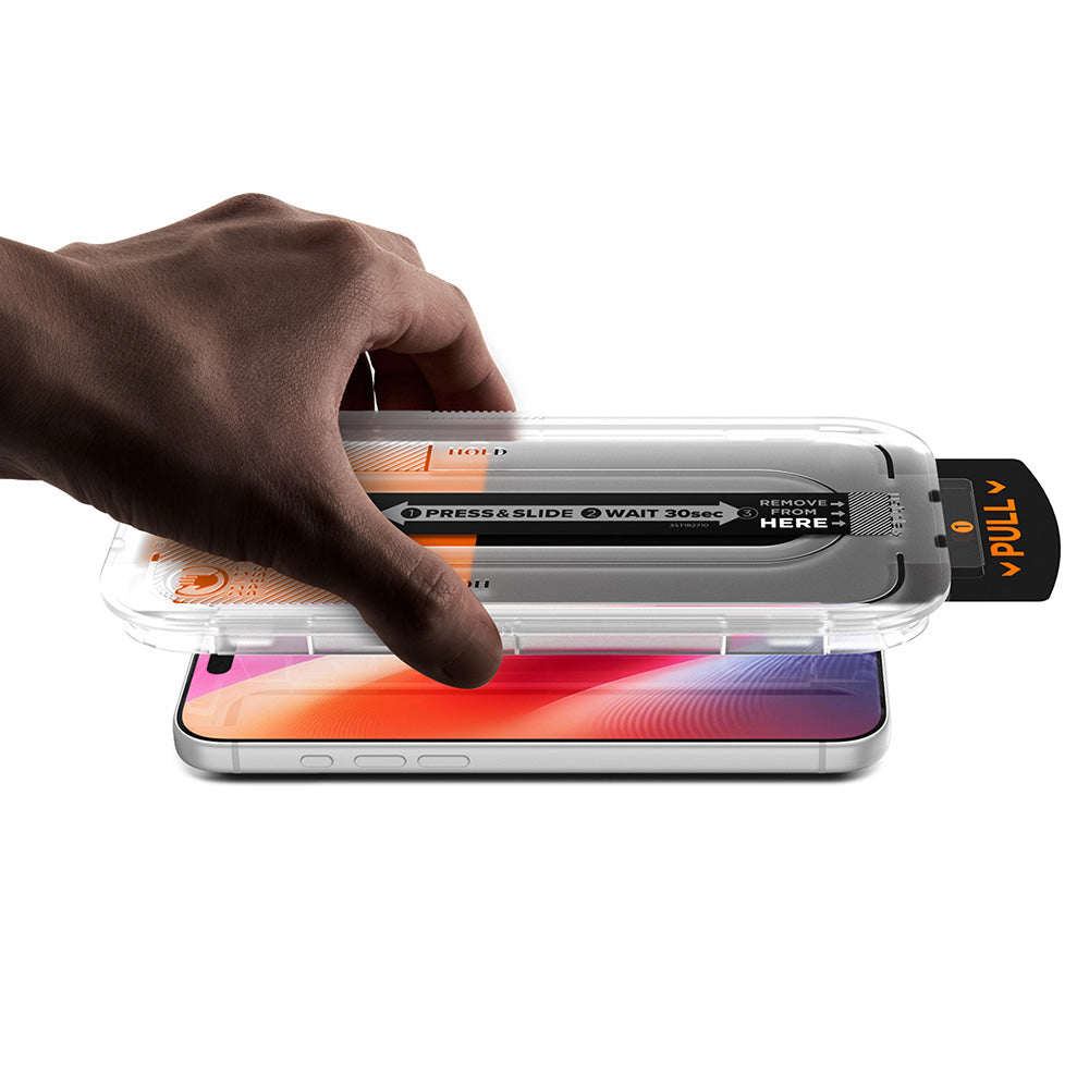 Folie de protectie Spigen Glas.tR EZ-FIT Pro HD compatibil cu iPhone 16 Pro / iPhone 17 / iPhone 17 Pro, Transparent